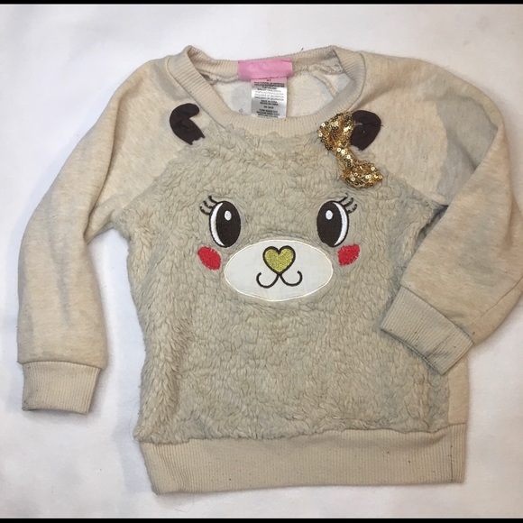 Bears and Bows - Picture 1 of 3